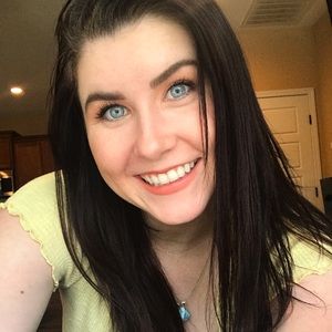 Meet your Posher, Brenna